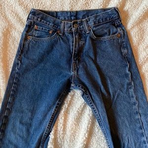 Men’s Levi’s brand 505 size 29x30 in medium/dark wash jeans,excellent condition!